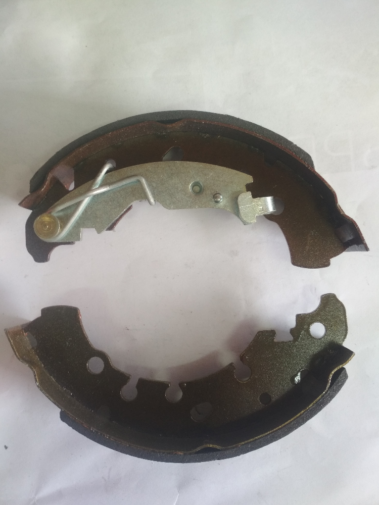 Колодки гальмівні задні барабанні ABE C0F030ABE