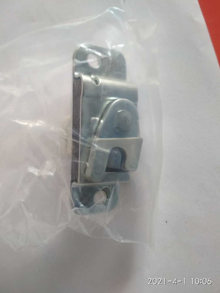 Замки (дверні, багажника,лічинки)  AUTOTECHTEILE 5050063